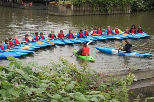Kayaking at Thames Young Mariners